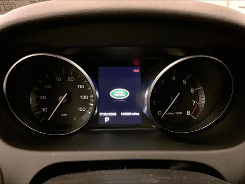 Used 2016 Land Rover Discovery Sport SE image 20