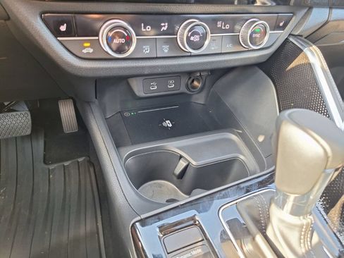 Certified 2025 Acura ADX AWD image 17