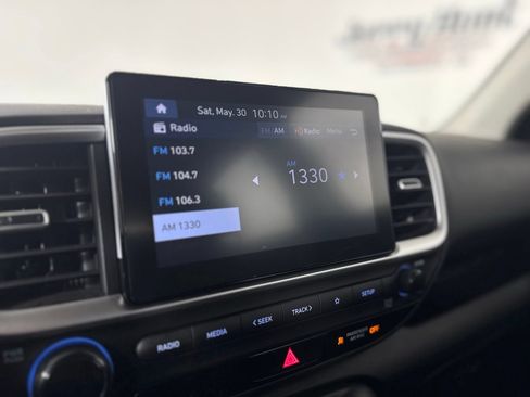 Used 2023 Hyundai Venue SEL w/ Cargo Package FWD image 18
