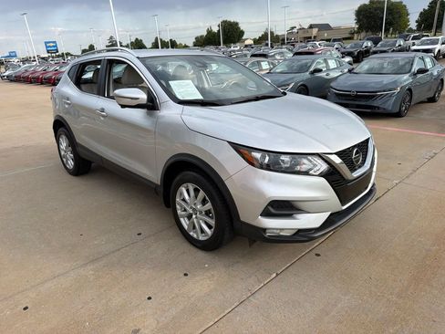 Used 2022 Nissan Rogue Sport SV w/ Technology Package AWD/4WD image 7