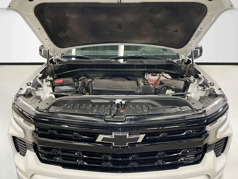Used 2025 Chevrolet Silverado 1500 RST w/ Convenience Package II AWD/4WD image 32