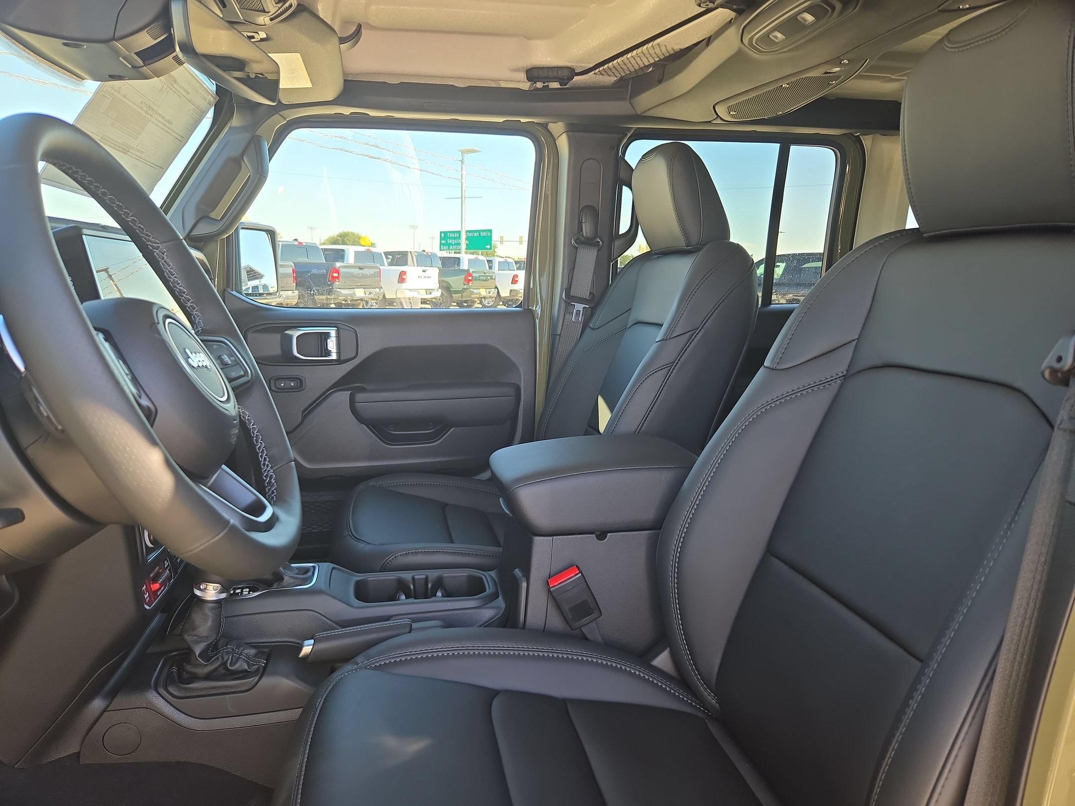 New 2027 Jeep Wrangler Unlimited Rubicon 392 AWD/4WD image 9