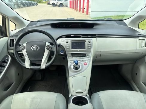 Used 2013 Toyota Prius Four FWD image 27