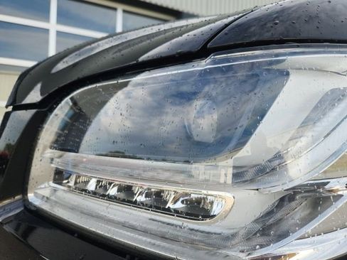 Used 2019 Lincoln Navigator Reserve AWD/4WD image 5