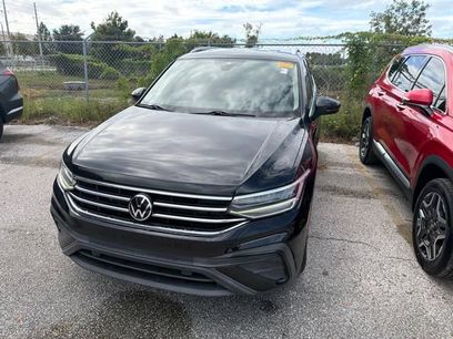 Used 2023 Volkswagen Tiguan SE