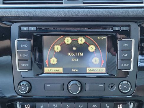 Used 2015 Volkswagen Jetta SEL Premium FWD image 11