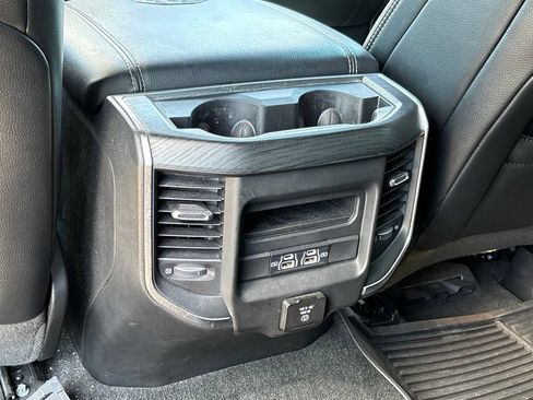 Used 2023 RAM 1500 Laramie AWD/4WD image 13