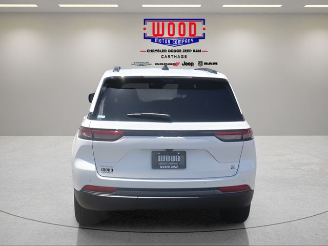 New 2026 Jeep Grand Cherokee Limited AWD/4WD image 4