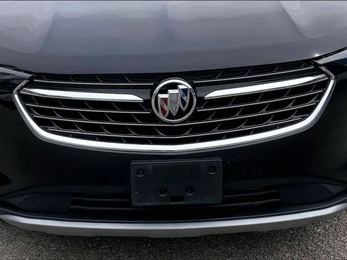 Used 2023 Buick Envision Essence image 30