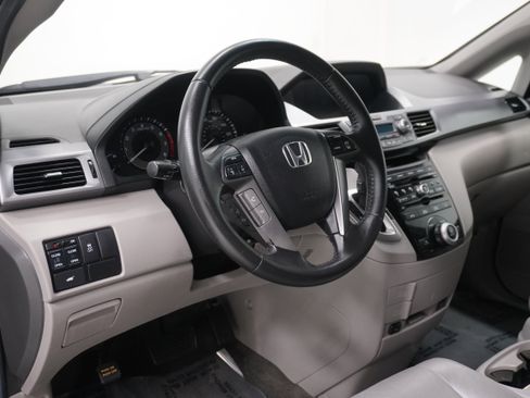 Used 2011 Honda Odyssey EX-L image 9