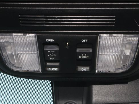 Used 2023 Honda Passport EX-L image 13