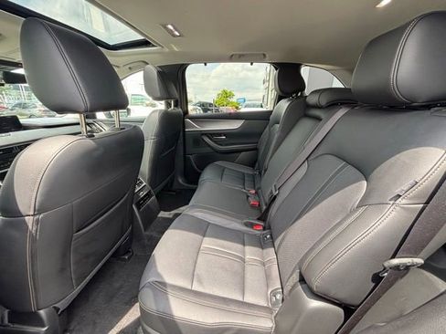 Certified 2024 MAZDA CX-90 3.3 Turbo w/ Preferred Plus AWD/4WD image 19