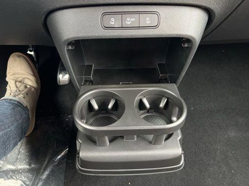 New 2025 Volkswagen ID. Buzz Pro S RWD image 28