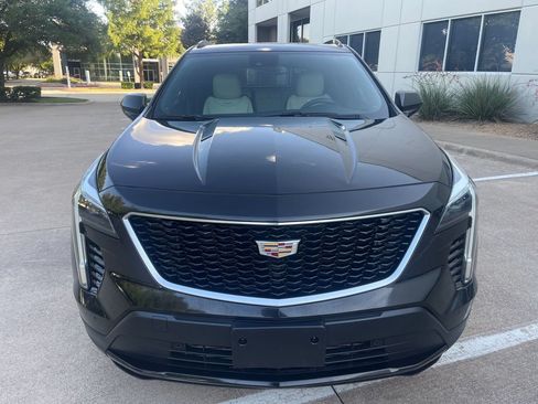 Used 2019 Cadillac XT4 Sport FWD image 3