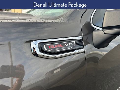 Used 2019 GMC Sierra 1500 Denali w/ Denali Ultimate Package image 11