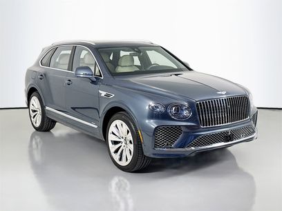 New 2025 Bentley Bentayga V8