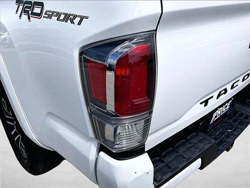 Used 2021 Toyota Tacoma TRD Sport RWD image 29