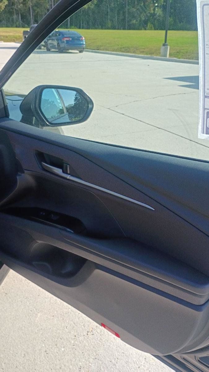 Used 2026 Toyota Camry LE FWD image 19