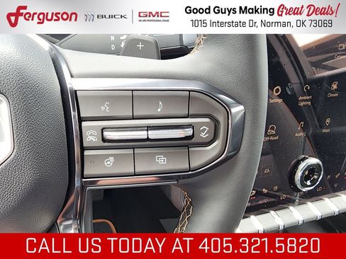 New 2026 GMC Acadia AT4 w/ Luxury Package AWD/4WD image 22