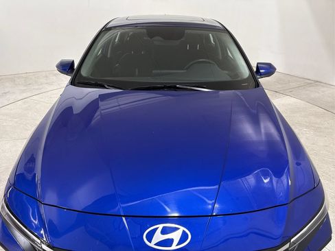 Used 2025 Hyundai Elantra SEL FWD image 14