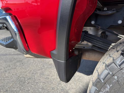 Used 2024 Chevrolet Silverado 3500 LT w/ Convenience Package image 15