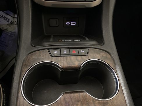 Used 2021 GMC Acadia Denali w/ Denali Ultimate Package image 31