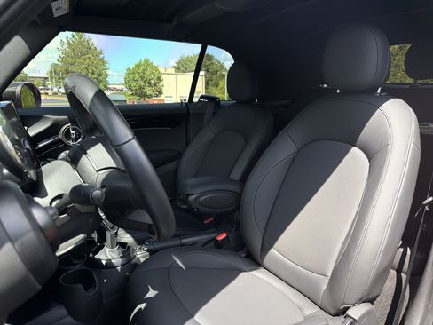 Used 2024 MINI Cooper Convertible FWD image 7