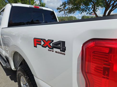 Used 2023 Ford F250 XLT w/ FX4 Off-Road Package image 32