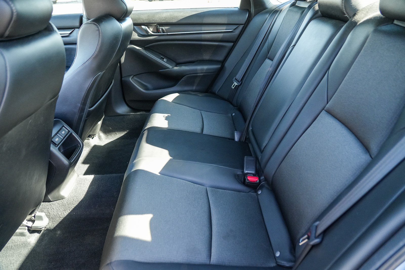 Used 2022 Honda Accord Sport image 19