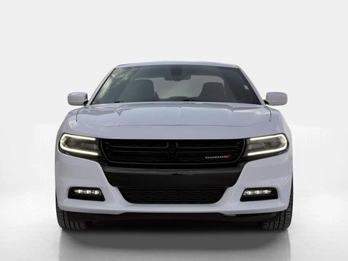 Used 2018 Dodge Charger GT image 7