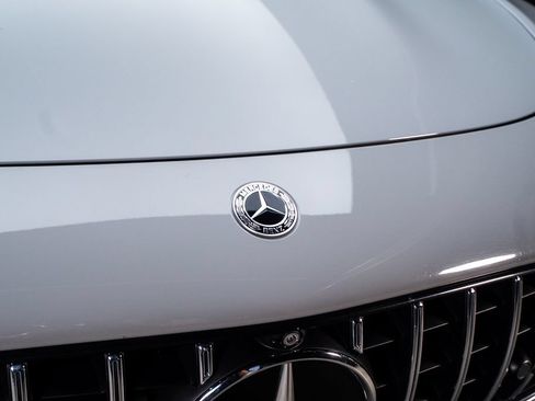 Used 2022 Mercedes-Benz SL 55 AMG 4MATIC image 8