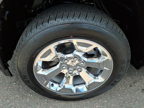 New 2026 RAM 1500 Big Horn AWD/4WD image 9