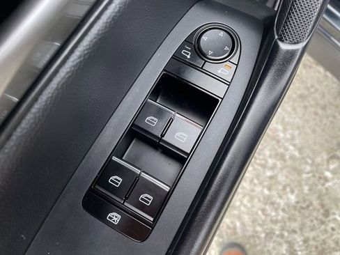 Used 2025 MAZDA CX-50 AWD 2.5 S w/ Preferred Package image 28