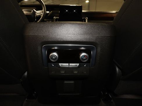Used 2026 GMC Yukon XL Denali w/ Denali Reserve Package AWD/4WD image 35