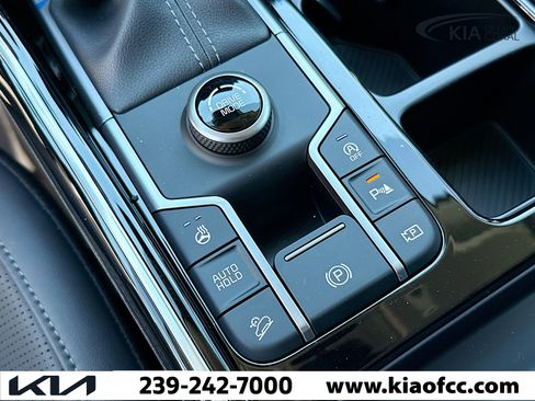 New 2026 Kia Sorento SX image 32