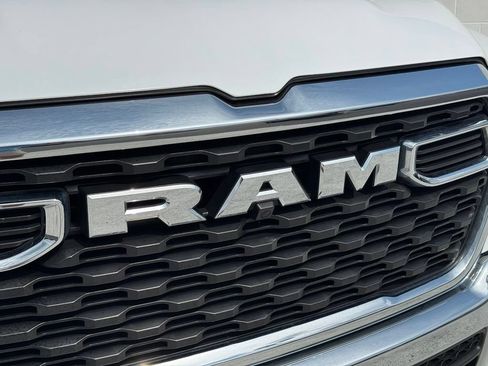 Used 2025 RAM 1500 Big Horn AWD/4WD image 9