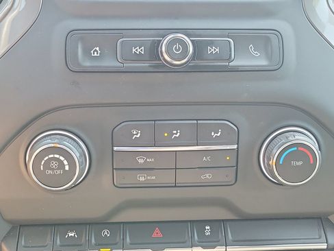 Used 2024 Chevrolet Silverado 1500 W/T w/ WT Convenience Package AWD/4WD image 19