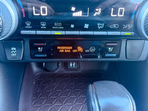 Used 2019 Toyota RAV4 Limited w/ Cold Weather Package AWD/4WD image 35