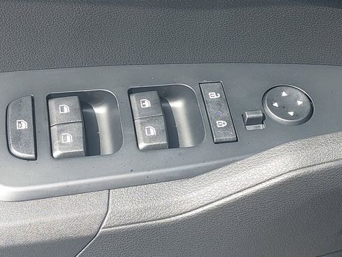 New 2025 Kia Sportage LX image 28