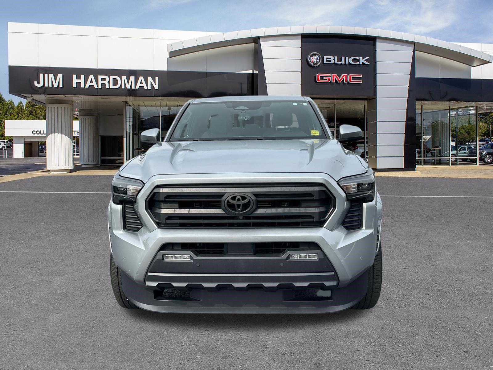 Used 2024 Toyota Tacoma SR5 w/ SR5 Upgrade Package AWD/4WD image 2