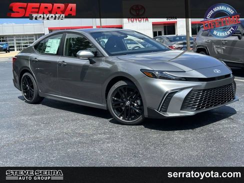 New 2026 Toyota Camry SE FWD image 1