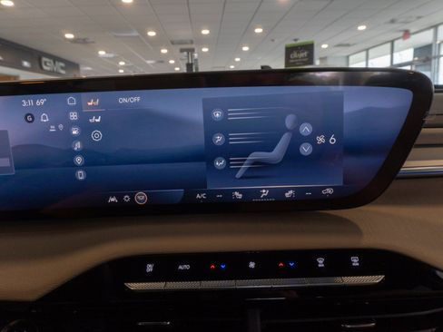 New 2026 Buick Enclave Preferred w/ Power Package FWD image 16