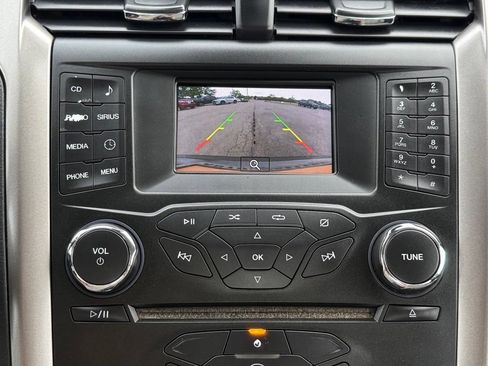 Used 2020 Ford Fusion S FWD image 32