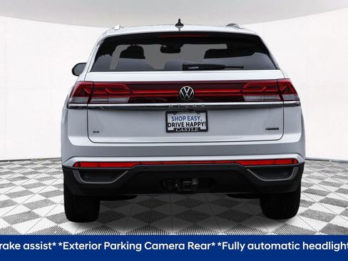 Used 2025 Volkswagen Atlas Cross Sport SE image 11