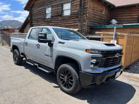 Used 2025 Chevrolet Silverado 2500 Custom w/ Custom Value Package AWD/4WD image 1