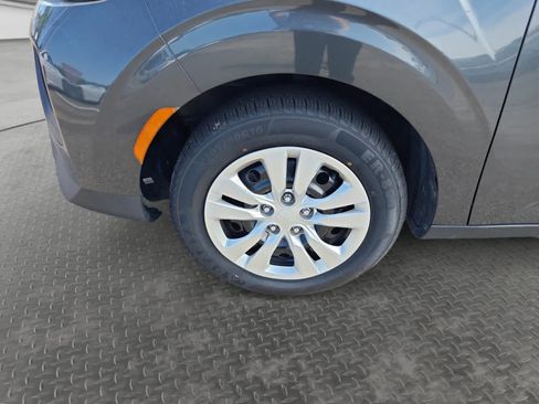 Used 2022 Kia Soul LX FWD image 9