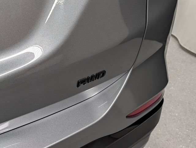 Certified 2024 Chevrolet Equinox Premier AWD/4WD image 5