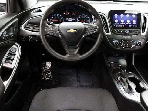 Used 2024 Chevrolet Malibu LT FWD image 14
