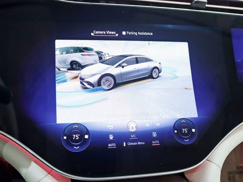 Used 2023 Mercedes-Benz EQS 580 4MATIC Sedan image 23