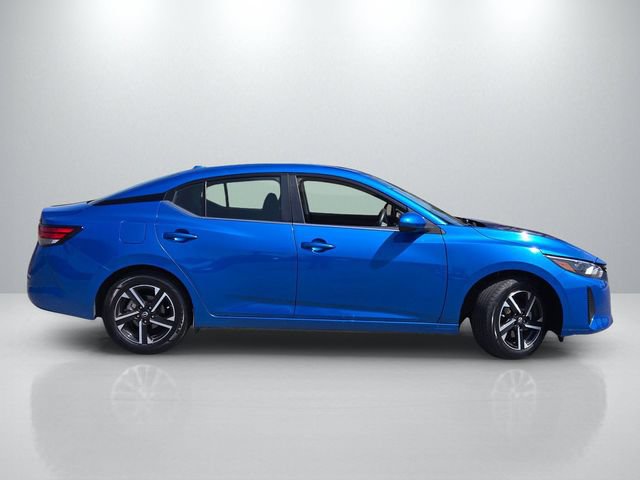 Used 2024 Nissan Sentra SV FWD image 3